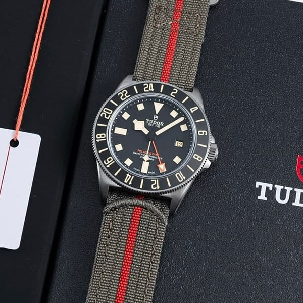 【M+製新着出品】 チューダーコピー ぺラゴス FXD GMT M2542G257NU-0002 お気軽デリバリー